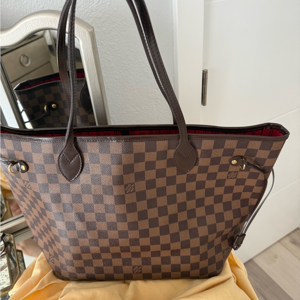 Louis Vuitton Neverfull PM